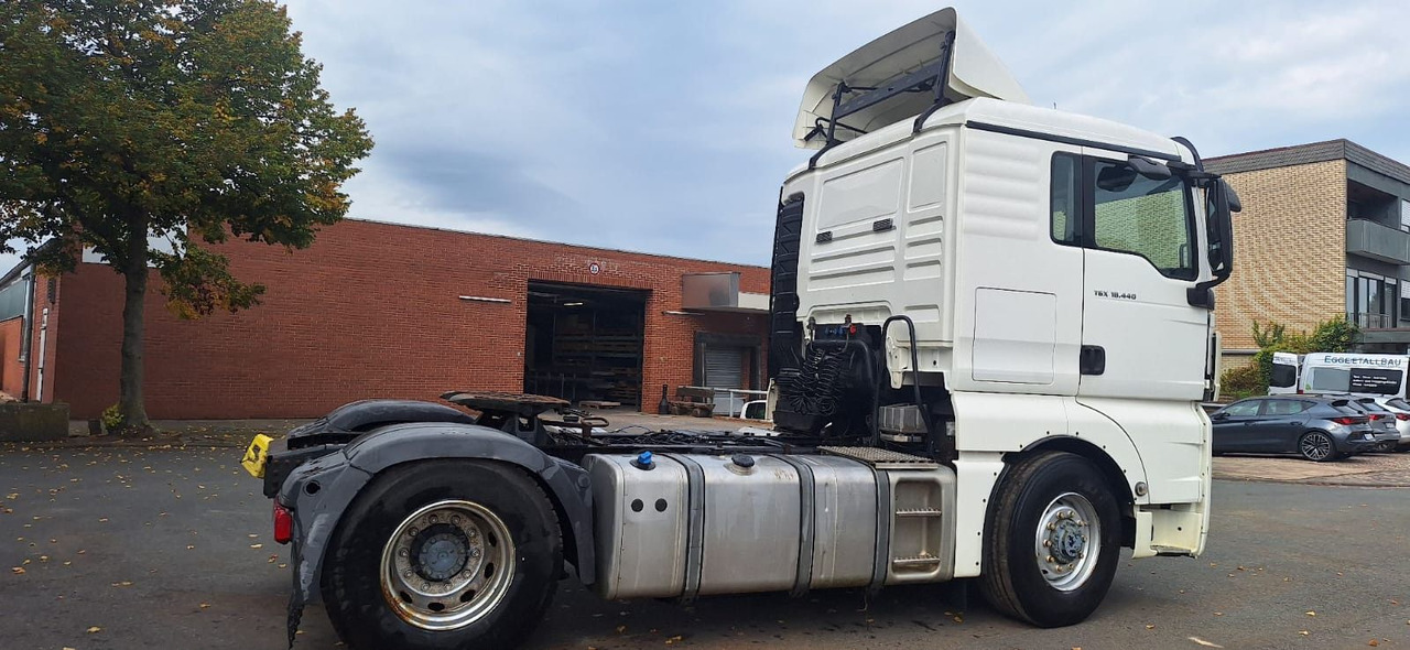 MAN TGX18.440H 4x4 SZM Kipphydraulik - وحدة جر: صورة 5 MAN TGX18.440H 4x4 SZM Kipphydraulik - وحدة جر: صورة 5