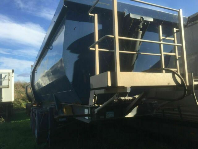 Meiller Kipper 26 Kubik - قلابة نصف مقطورة نصف مقطورة قلابة: صورة 2 Meiller Kipper 26 Kubik - قلابة نصف مقطورة نصف مقطورة قلابة: صورة 2