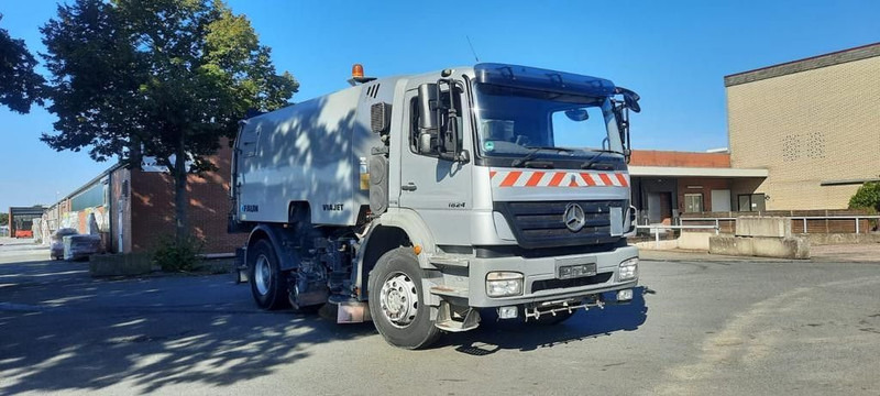 Mercedes-Benz 1824 Axor 1-Hand - سياره كنس شوارع: صورة 2 Mercedes-Benz 1824 Axor 1-Hand - سياره كنس شوارع: صورة 2