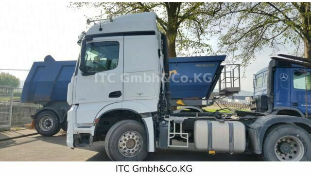 Mercedes-Benz 1840 Actros G.Haus-Hochdach German Truck Vollau - وحدة جر: صورة 1 Mercedes-Benz 1840 Actros G.Haus-Hochdach German Truck Vollau - وحدة جر: صورة 1