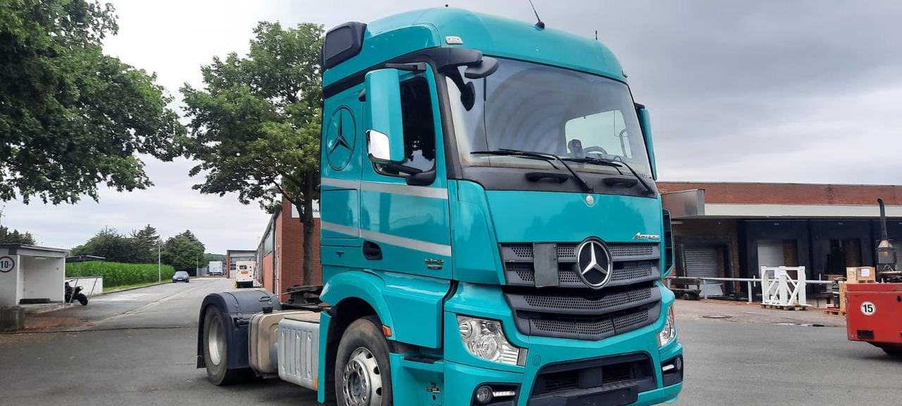 Mercedes-Benz 1842 Actros MP4 G.Haus/Hochdach Vollaust. - وحدة جر: صورة 1 Mercedes-Benz 1842 Actros MP4 G.Haus/Hochdach Vollaust. - وحدة جر: صورة 1