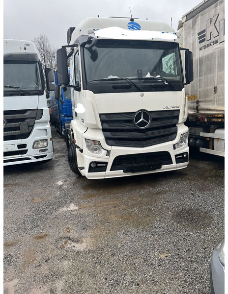 Mercedes-Benz 1842 LS Actros 1-Hand - وحدة جر: صورة 1 Mercedes-Benz 1842 LS Actros 1-Hand - وحدة جر: صورة 1
