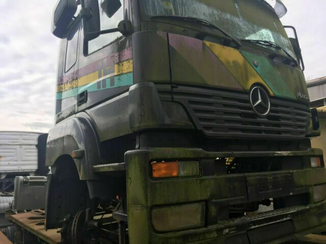 Mercedes-Benz 1843 Axor SZM Teileträger - وحدة جر: صورة 2 Mercedes-Benz 1843 Axor SZM Teileträger - وحدة جر: صورة 2