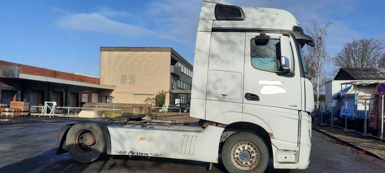 Mercedes-Benz 1845 Actros MP 4 - وحدة جر: صورة 2 Mercedes-Benz 1845 Actros MP 4 - وحدة جر: صورة 2