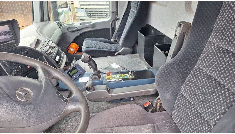 شاحنة النفايات Mercedes-Benz 2532 Actros Überkopflader: صورة 7 شاحنة النفايات Mercedes-Benz 2532 Actros Überkopflader: صورة 7