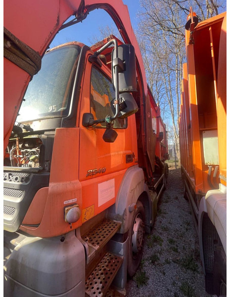 Mercedes-Benz 2540 Axor Müllwagen 6x2 Schalter Klima - شاحنة النفايات: صورة 2 Mercedes-Benz 2540 Axor Müllwagen 6x2 Schalter Klima - شاحنة النفايات: صورة 2