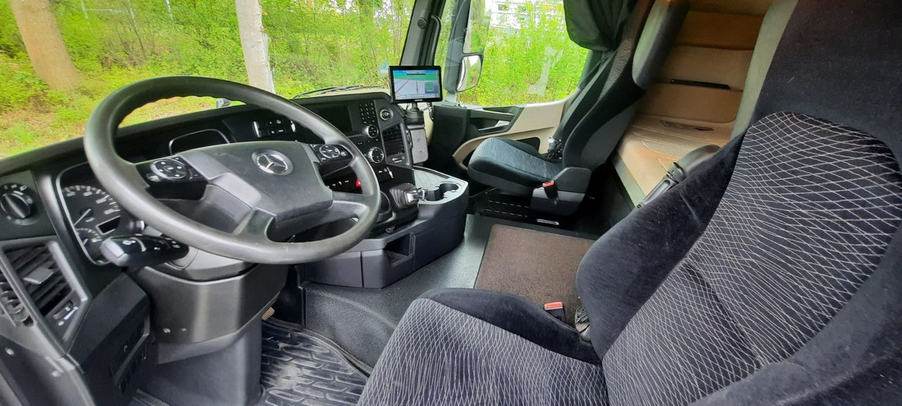 Mercedes-Benz 2545 Actros Pritsche Kran Palfinger PK21001 - شاحنات مسطحة, شاحنة كرين: صورة 5 Mercedes-Benz 2545 Actros Pritsche Kran Palfinger PK21001 - شاحنات مسطحة, شاحنة كرين: صورة 5