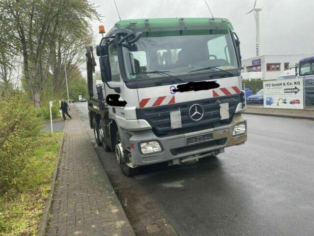 Mercedes-Benz 2641 Absetzer 6x2 Blatt/Luft Klima AHK - شاحنة نقل المخلفات: صورة 2 Mercedes-Benz 2641 Absetzer 6x2 Blatt/Luft Klima AHK - شاحنة نقل المخلفات: صورة 2
