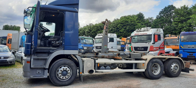 Mercedes-Benz 2641K 6x2 Abroller M-Haus Klima - شاحنة ذات خطاف: صورة 3 Mercedes-Benz 2641K 6x2 Abroller M-Haus Klima - شاحنة ذات خطاف: صورة 3