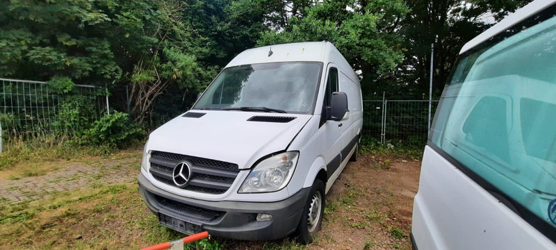 Mercedes-Benz 300-serie 313 Sprinter - فان: صورة 3 Mercedes-Benz 300-serie 313 Sprinter - فان: صورة 3
