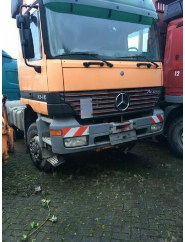 Mercedes-Benz 3340AS 6x6 Blatt/Blatt German Truck - وحدة جر: صورة 1 Mercedes-Benz 3340AS 6x6 Blatt/Blatt German Truck - وحدة جر: صورة 1