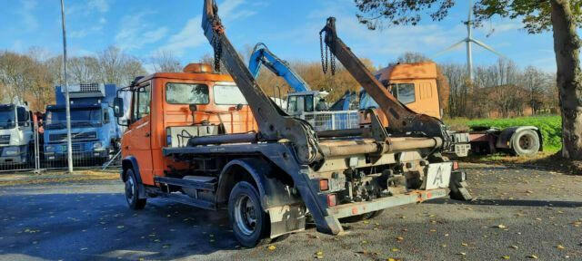 Mercedes-Benz 818D Absetzkipper/Meiller Euro:4 1-Hand - شاحنة نقل المخلفات: صورة 3 Mercedes-Benz 818D Absetzkipper/Meiller Euro:4 1-Hand - شاحنة نقل المخلفات: صورة 3