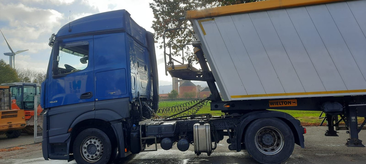 Mercedes-Benz Actros 1843LS 4x2 G.Haus/Hochdach Kipphyd./2-Kre - وحدة جر: صورة 5 Mercedes-Benz Actros 1843LS 4x2 G.Haus/Hochdach Kipphyd./2-Kre - وحدة جر: صورة 5