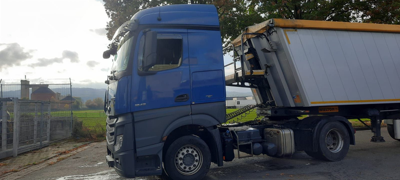 Mercedes-Benz Actros 1843LS 4x2 G.Haus/Hochdach Kipphyd./2-Kre - وحدة جر: صورة 2 Mercedes-Benz Actros 1843LS 4x2 G.Haus/Hochdach Kipphyd./2-Kre - وحدة جر: صورة 2