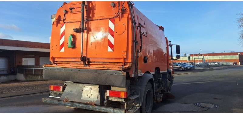 Mercedes-Benz Atego 1524 2 6-Zyl. 4x2 - سياره كنس شوارع: صورة 4 Mercedes-Benz Atego 1524 2 6-Zyl. 4x2 - سياره كنس شوارع: صورة 4