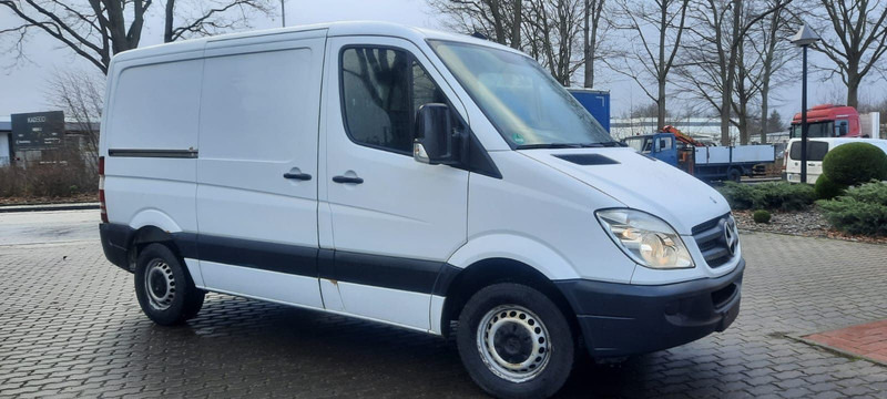 Mercedes-Benz Sprinter 316 Kastenwagen - فان المدمجة: صورة 1 Mercedes-Benz Sprinter 316 Kastenwagen - فان المدمجة: صورة 1