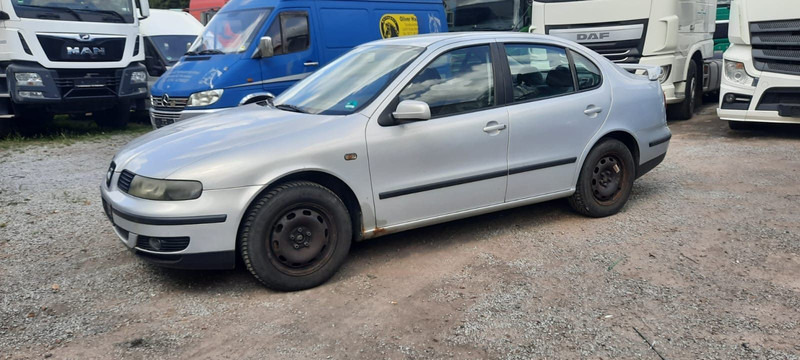 SEAT Toledo Signo 1,8 20V Autom - سيارة: صورة 4 SEAT Toledo Signo 1,8 20V Autom - سيارة: صورة 4