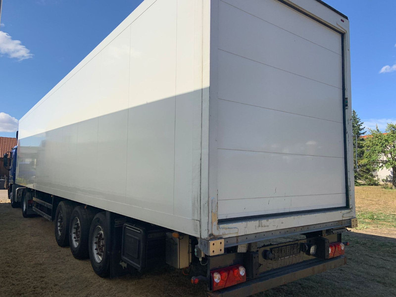 Schmitz Cargobull SKO 24 Tiefkühler 3Achser SAF - نصف مقطورة مُبرِّدة: صورة 1 Schmitz Cargobull SKO 24 Tiefkühler 3Achser SAF - نصف مقطورة مُبرِّدة: صورة 1