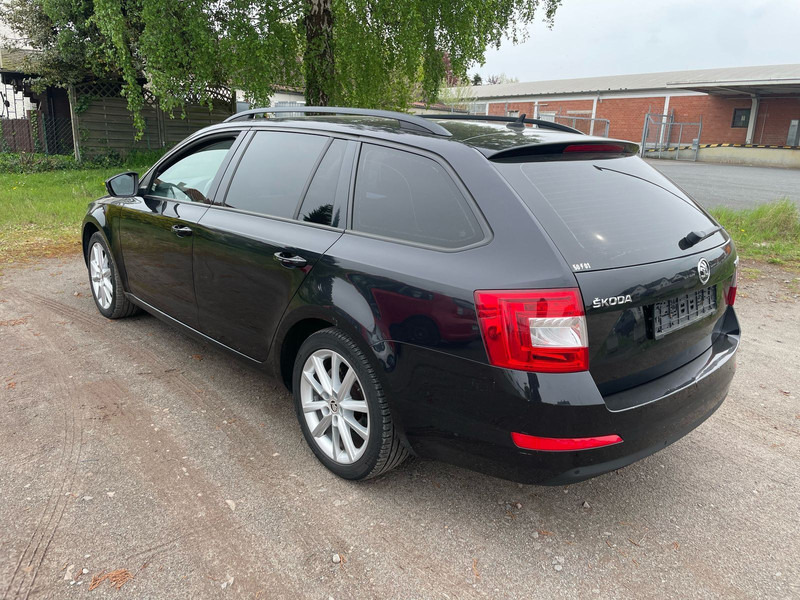 Škoda Octavia 2.0 TDI Green tec Solution Combi - سيارة: صورة 2 Škoda Octavia 2.0 TDI Green tec Solution Combi - سيارة: صورة 2