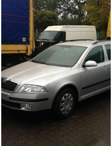 Škoda Skoda Octaviat Vollausst. 105 KW - سيارة ستيشن: صورة 1 Škoda Skoda Octaviat Vollausst. 105 KW - سيارة ستيشن: صورة 1