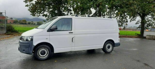 Volkswagen Transporter TDI Kastenwagen Lang - فان المدمجة: صورة 3 Volkswagen Transporter TDI Kastenwagen Lang - فان المدمجة: صورة 3