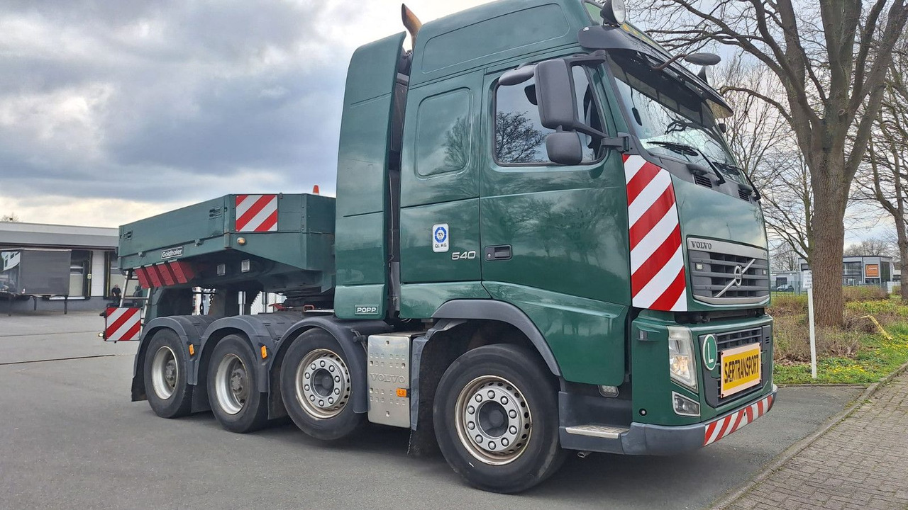 Volvo FH 540 8x4 120To. - وحدة جر: صورة 2 Volvo FH 540 8x4 120To. - وحدة جر: صورة 2