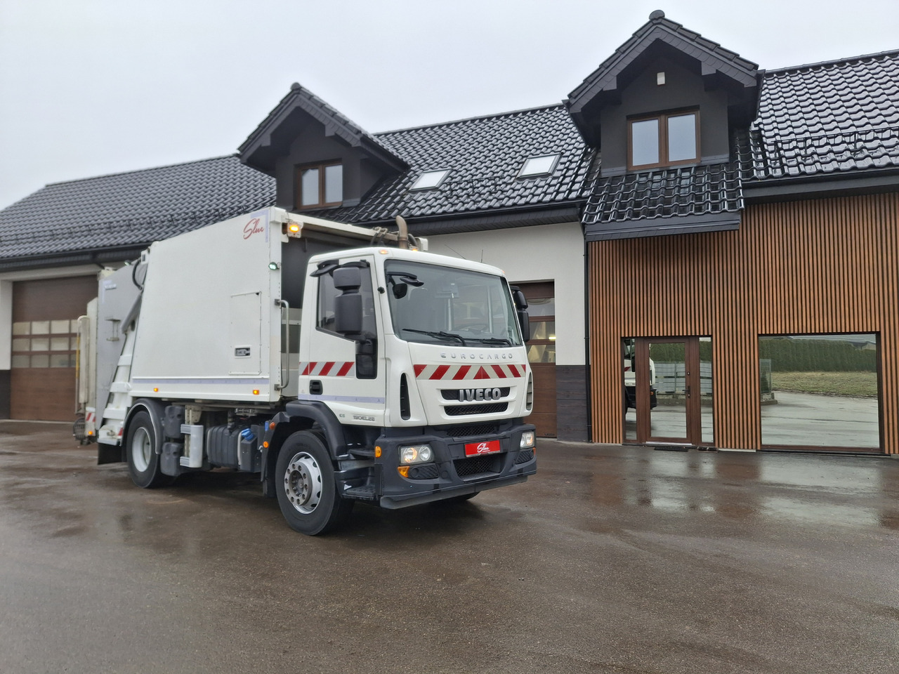 IVECO Śmieciarka IVECO Eurocargo 190EL28 EURO 6 Garbage Truck Mullwage - شاحنة النفايات: صورة 1 IVECO Śmieciarka IVECO Eurocargo 190EL28 EURO 6 Garbage Truck Mullwage - شاحنة النفايات: صورة 1