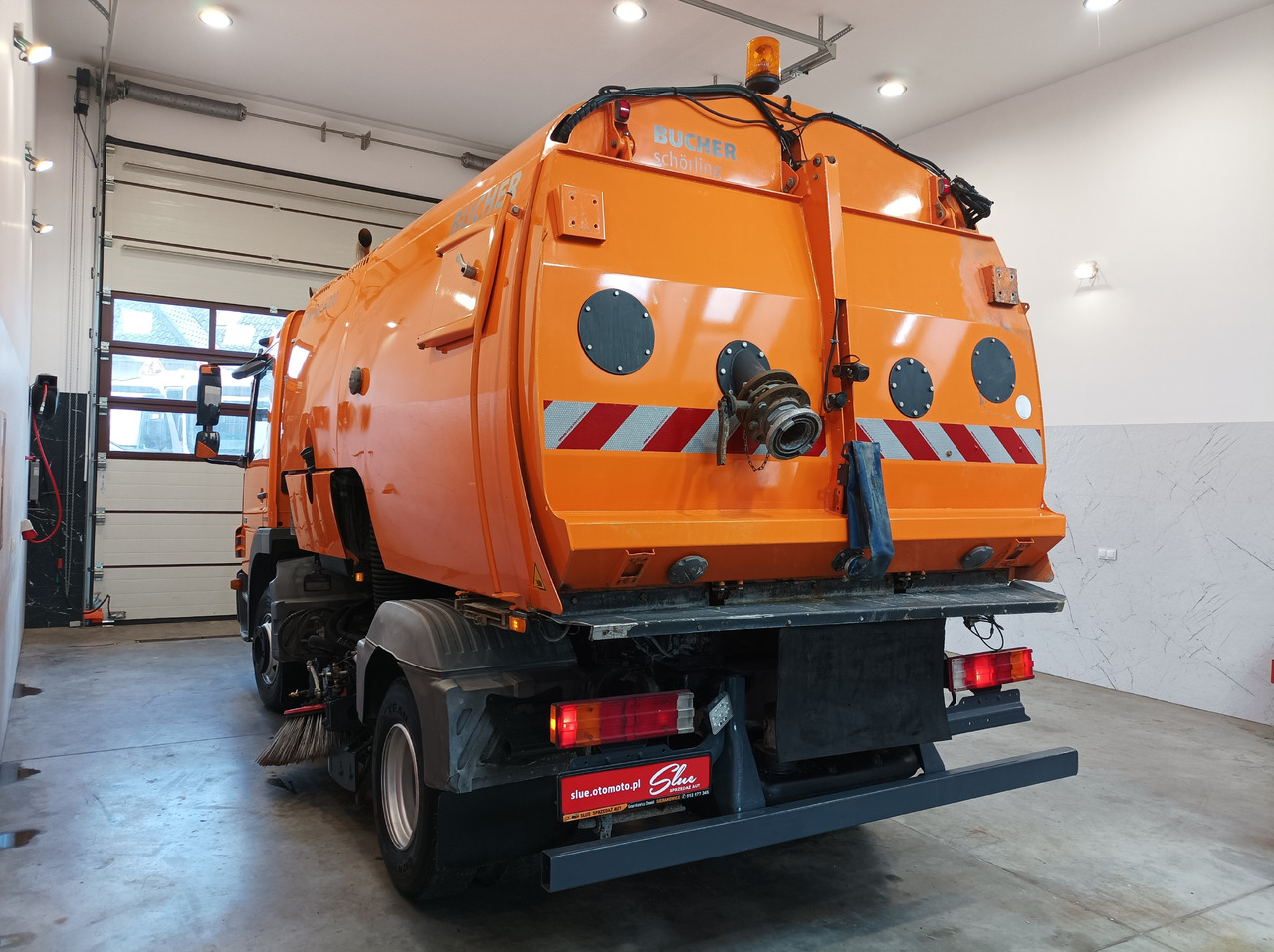 MERCEDES-BENZ Atego 1018 Zamiatarka Kehrmaschine BUCHER Szczotki L/R PM10 2 Silniki 2012r - سياره كنس شوارع: صورة 3 MERCEDES-BENZ Atego 1018 Zamiatarka Kehrmaschine BUCHER Szczotki L/R PM10 2 Silniki 2012r - سياره كنس شوارع: صورة 3