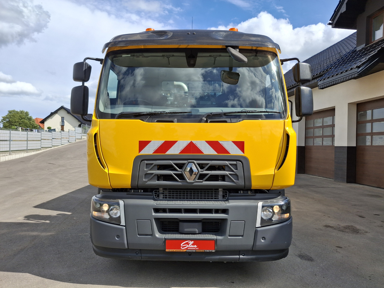 RENAULT C280 Kehrmaschine Zamiatarka SEMAT Zoeller FAUN Karcher L/R 2 Motoren 2018r 740 Mth Euro 6 - سياره كنس شوارع: صورة 2 RENAULT C280 Kehrmaschine Zamiatarka SEMAT Zoeller FAUN Karcher L/R 2 Motoren 2018r 740 Mth Euro 6 - سياره كنس شوارع: صورة 2