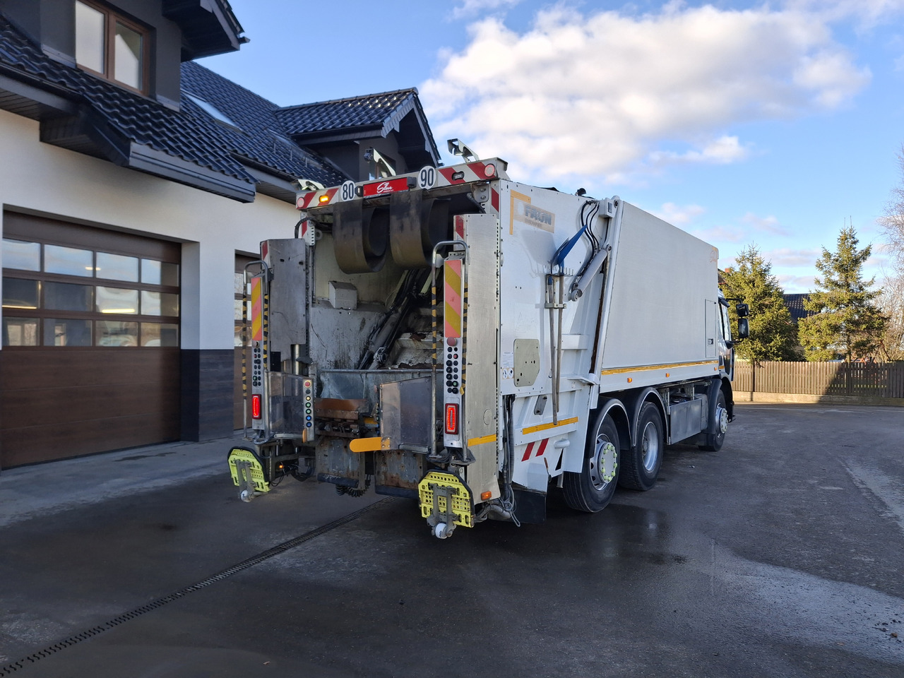 Renault D26 Śmieciarka Mullwagen Environnement VR5 LEV Euro 6 - شاحنة النفايات: صورة 4 Renault D26 Śmieciarka Mullwagen Environnement VR5 LEV Euro 6 - شاحنة النفايات: صورة 4