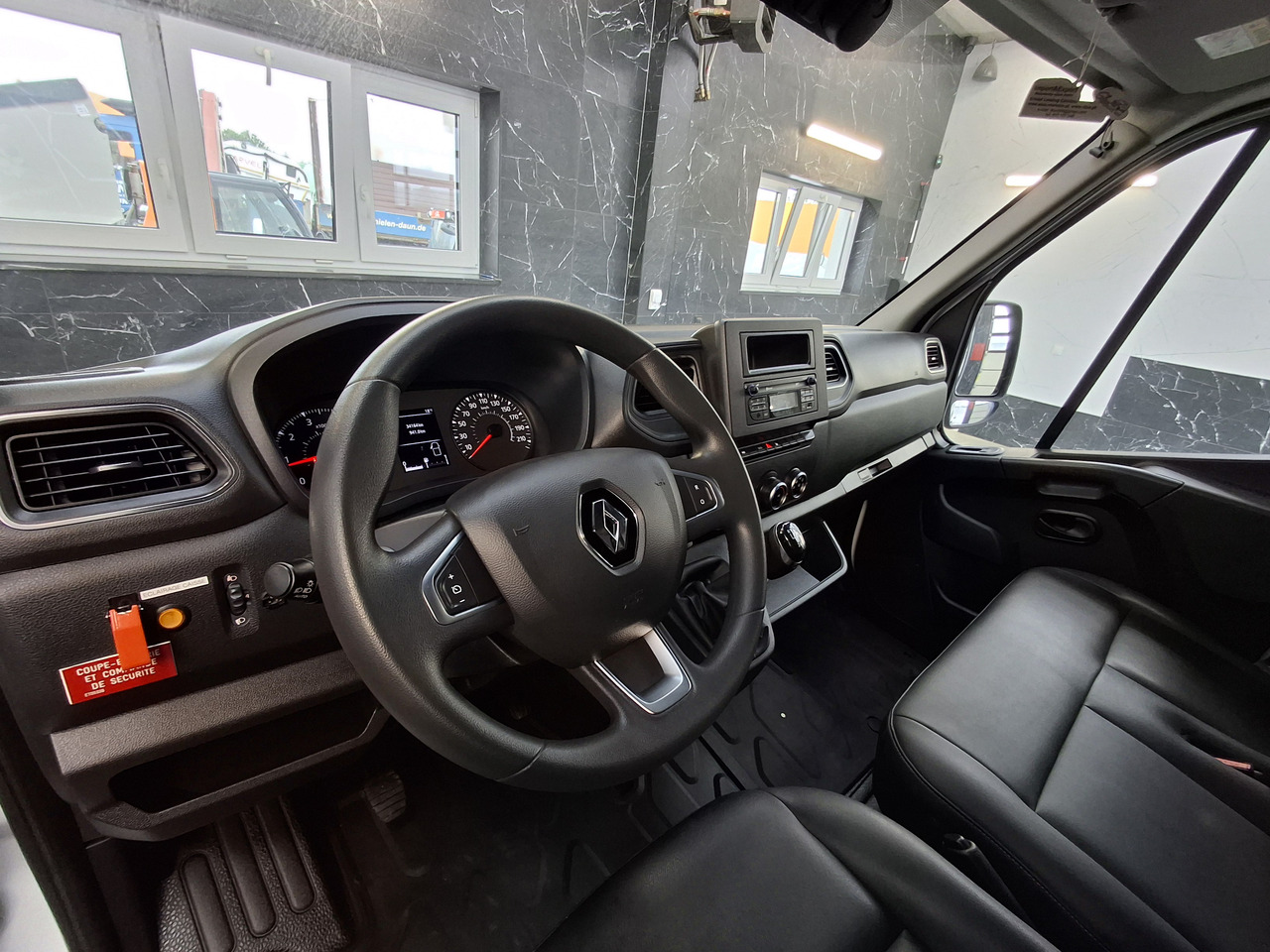 فان Renault Master ADR 9.1.1.2 EX/II: صورة 17