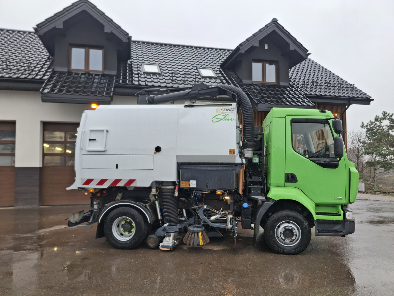 Renault Midlum 220 SEMAT Zoeller Johnston 2014r PM10 L/R 2 Motoren JCB - سياره كنس شوارع: صورة 5 Renault Midlum 220 SEMAT Zoeller Johnston 2014r PM10 L/R 2 Motoren JCB - سياره كنس شوارع: صورة 5