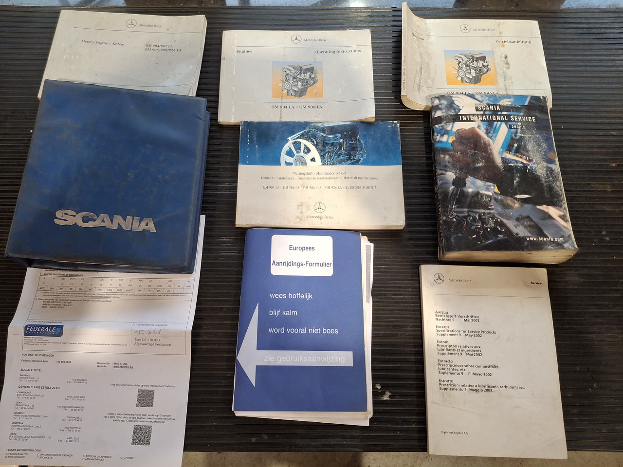 سياره كنس شوارع SCANIA 94G Zamiatarka Kehrmaschine BUCHER L/R Frontbürste 2 Motoren Odchwaszczarka Przednia Szczotka: صورة 28