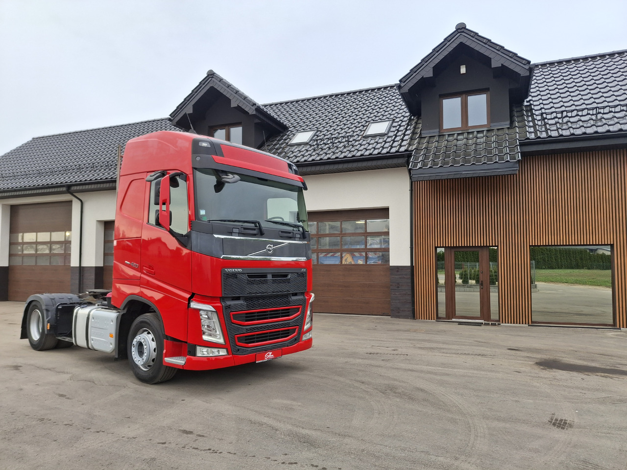 VOLVO FH 420 ADR Sattelzugmaschine Euro 6 Ciągnik Siodłowy Automat Światła LED - وحدة جر: صورة 1 VOLVO FH 420 ADR Sattelzugmaschine Euro 6 Ciągnik Siodłowy Automat Światła LED - وحدة جر: صورة 1