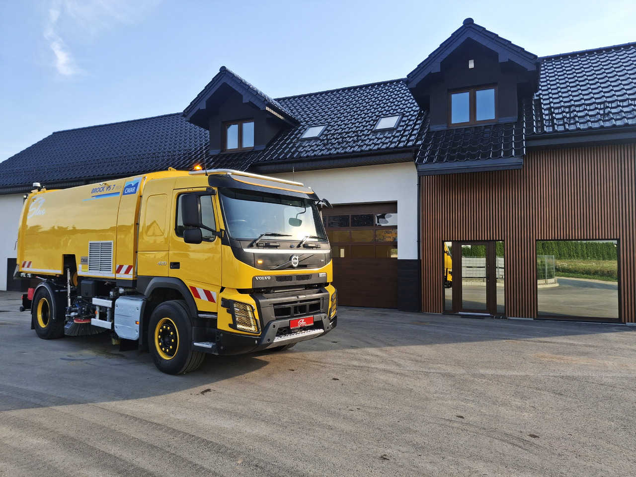 VOLVO FMX 420 Zamiatarka Kehrmaschine Euro 6 PM2.5 BROCK VS 7 TECH Karcher L/R 2145 Mth 2021r - سياره كنس شوارع: صورة 1 VOLVO FMX 420 Zamiatarka Kehrmaschine Euro 6 PM2.5 BROCK VS 7 TECH Karcher L/R 2145 Mth 2021r - سياره كنس شوارع: صورة 1