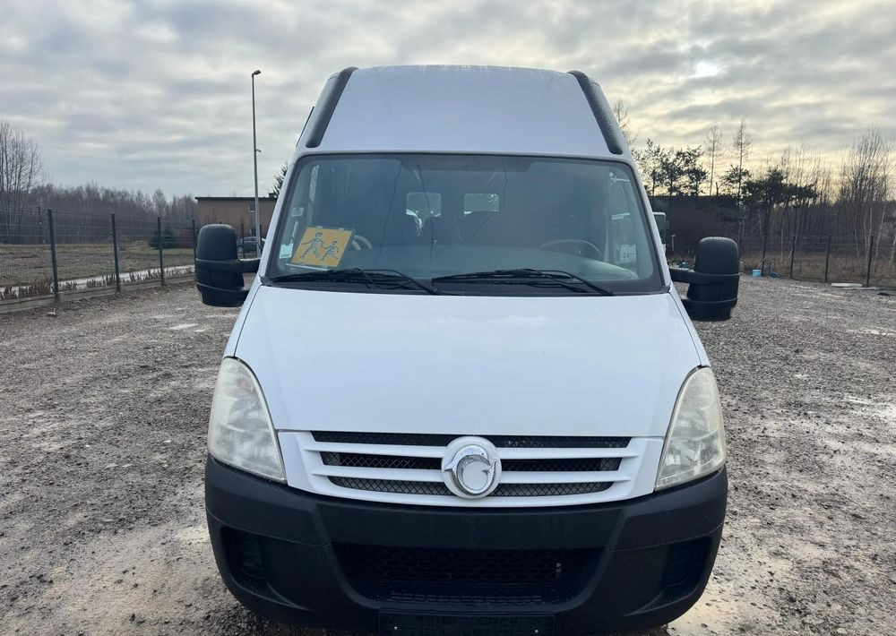 Iveco Daily - حافلة صغيرة, ميكروباص: صورة 2 Iveco Daily - حافلة صغيرة, ميكروباص: صورة 2