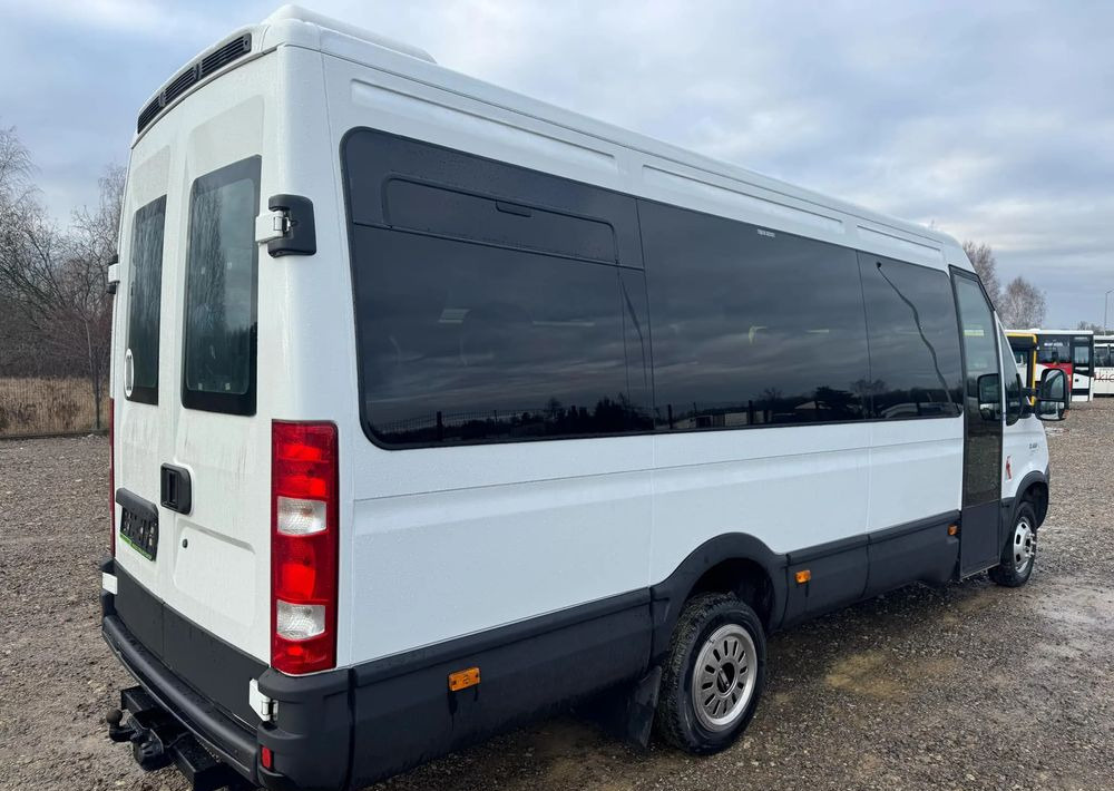 Iveco Daily - حافلة صغيرة, ميكروباص: صورة 4 Iveco Daily - حافلة صغيرة, ميكروباص: صورة 4
