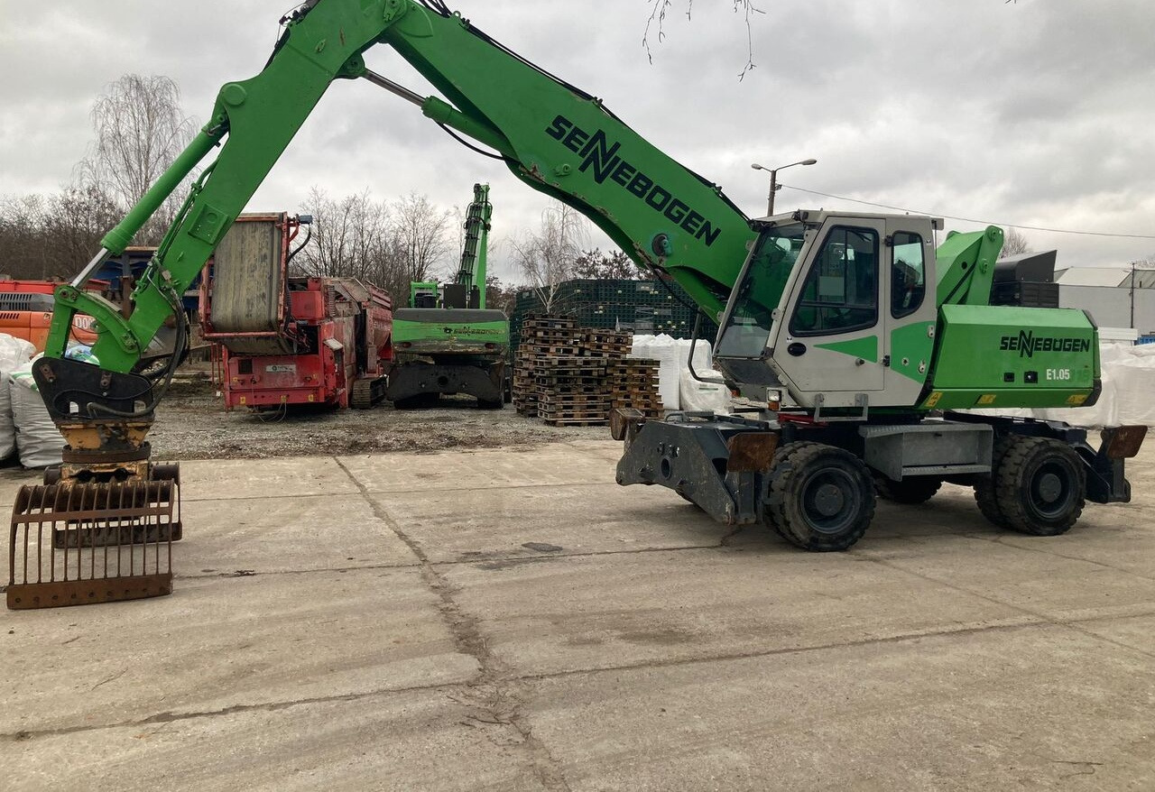 Sennebogen 818 M - معالج النفايات: صورة 2 Sennebogen 818 M - معالج النفايات: صورة 2