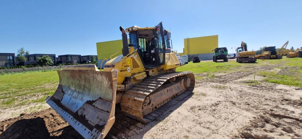 Komatsu D61PX - 24 - جرافة: صورة 2 Komatsu D61PX - 24 - جرافة: صورة 2