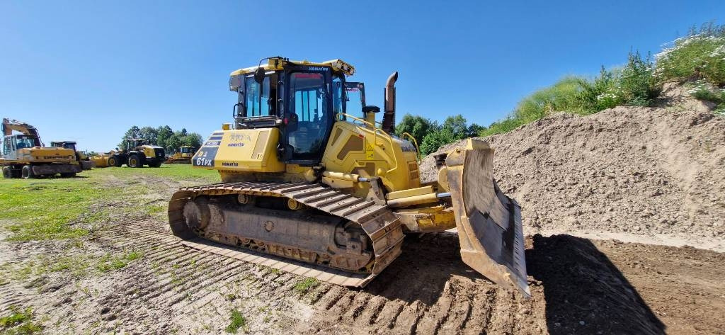 Komatsu D61PX - 24 - جرافة: صورة 1 Komatsu D61PX - 24 - جرافة: صورة 1