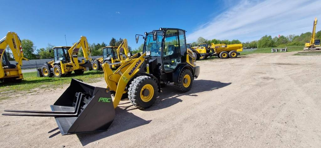 Komatsu WA 70 - اللودر بعجل: صورة 2 Komatsu WA 70 - اللودر بعجل: صورة 2