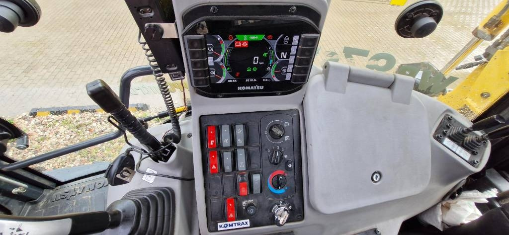 جرافة حفار Komatsu WB 97 R-8: صورة 10