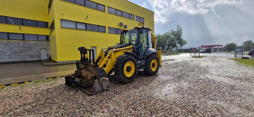 Komatsu WB 97 R-8 - جرافة حفار: صورة 4 Komatsu WB 97 R-8 - جرافة حفار: صورة 4