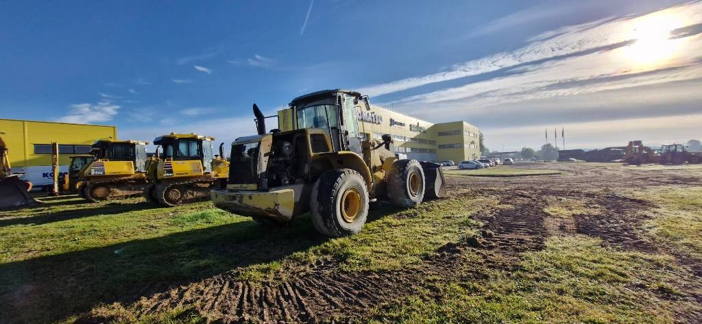 New Holland W 190 B - اللودر بعجل: صورة 2 New Holland W 190 B - اللودر بعجل: صورة 2