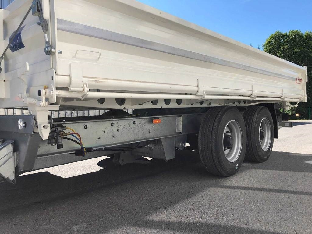 Fliegl TSK 118 3-WAY TIP - مقطورة قلاب: صورة 5 Fliegl TSK 118 3-WAY TIP - مقطورة قلاب: صورة 5