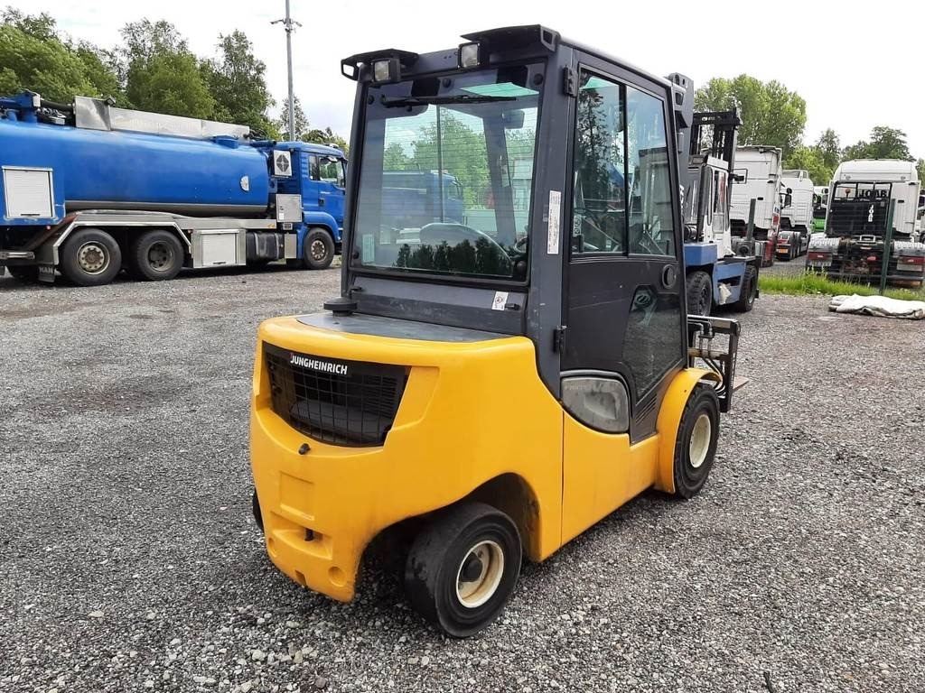 Jungheinrich DFG 430s 43kW - رافعة شوكية ديزل: صورة 3 Jungheinrich DFG 430s 43kW - رافعة شوكية ديزل: صورة 3