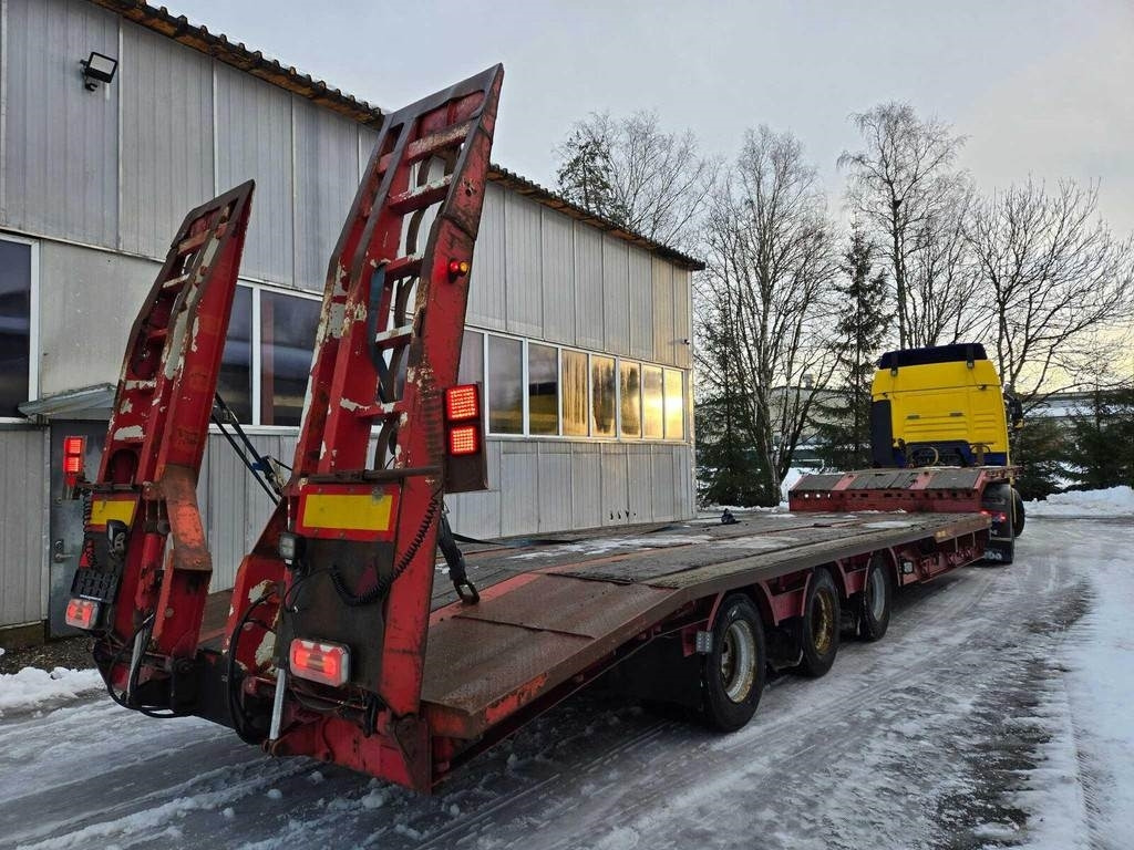 King GTS 44 - عربة منخفضة مسطحة نصف مقطورة: صورة 5 King GTS 44 - عربة منخفضة مسطحة نصف مقطورة: صورة 5