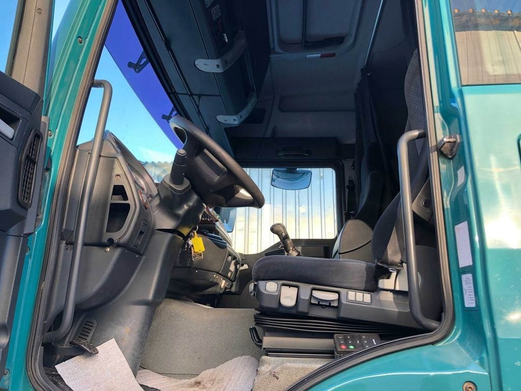 MAN TGA 35.480 8X2-4 BL DRY VACUUM 353kW - شاحنة الشفط: صورة 5 MAN TGA 35.480 8X2-4 BL DRY VACUUM 353kW - شاحنة الشفط: صورة 5