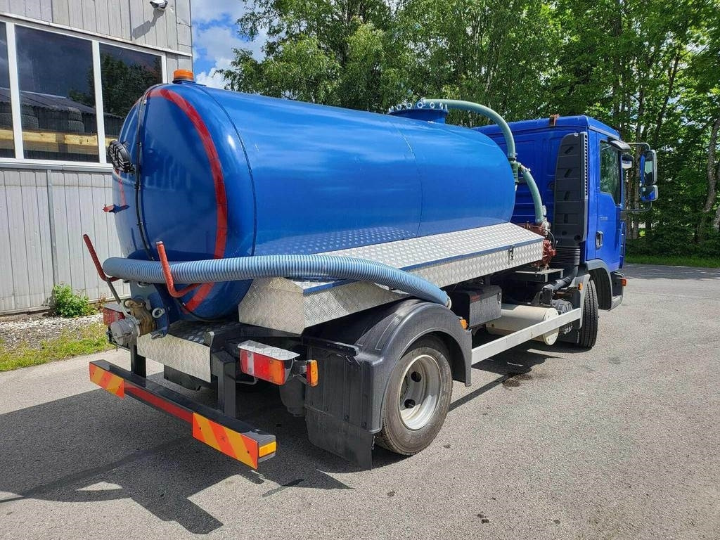 MAN TGL 8.180 4X2 VACUUM 4m³ - شاحنة الشفط: صورة 4 MAN TGL 8.180 4X2 VACUUM 4m³ - شاحنة الشفط: صورة 4