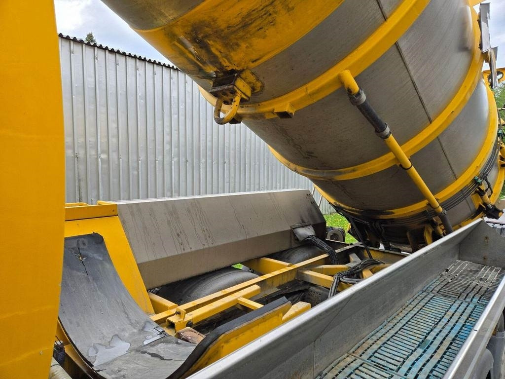 Scania R420 6X2 ADR AMPHITECH VORTEX 13m³ - شاحنة الشفط: صورة 3 Scania R420 6X2 ADR AMPHITECH VORTEX 13m³ - شاحنة الشفط: صورة 3